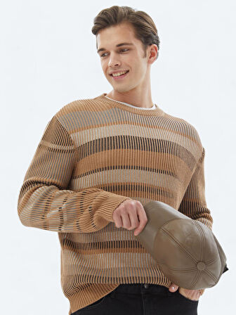 Deve Tüyü Bisiklet Yaka Desenli Pamuk Karışımlı Triko Kazak