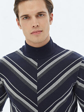 Lacivert Yarım Balıkçı Yaka Desenli Pamuk Karışımlı Triko Kazak