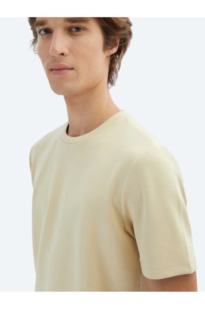 Açık Sarı Düz Bisiklet Yaka T-Shirt