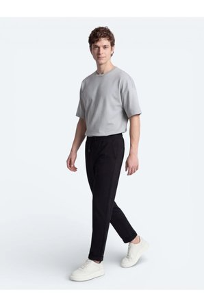 Gri Düz Bisiklet Yaka T-Shirt
