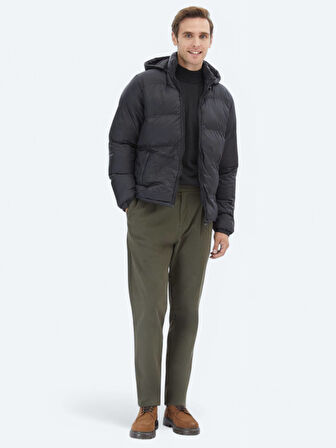 Siyah Regular Fit Casual Dokuma Mont