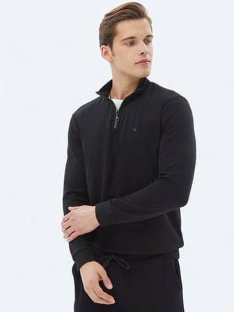 Siyah Dik Yaka Sweatshırt