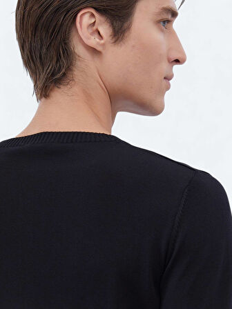 Siyah Bisiklet Yaka Düz Örgü Triko Kazak