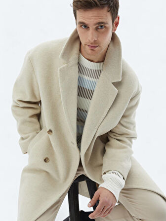 Açık Bej Oversize Fit Kruvaze Yaka Klasik Dokuma Palto
