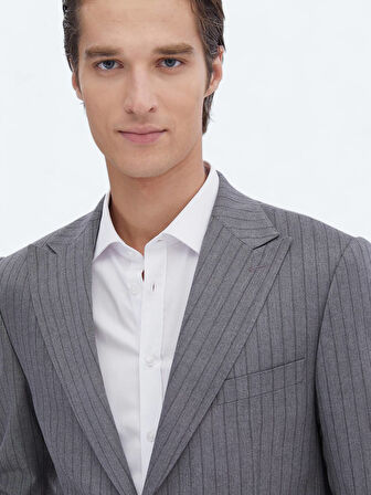 Gri Çizgili Modern Fit Takım Elbise