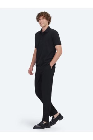 Siyah Düz Polo Yaka %100 Pamuk T-Shirt