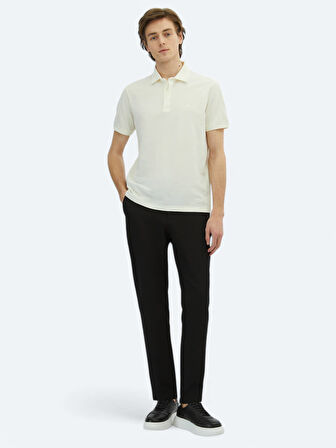 Kırık Beyaz Düz Polo Yaka %100 Pamuk T-Shirt