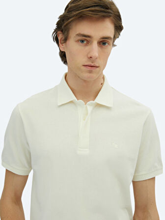 Kırık Beyaz Düz Polo Yaka %100 Pamuk T-Shirt
