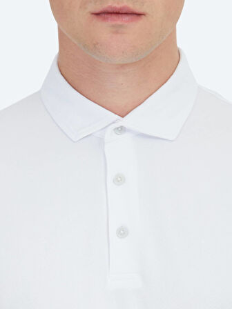 Beyaz Jakarlı Polo Yaka T-Shirt