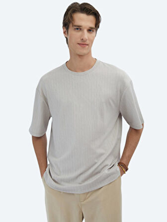 Bej Desenli Bisiklet Yaka T-Shirt