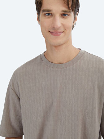 Vizon Desenli Bisiklet Yaka T-Shirt