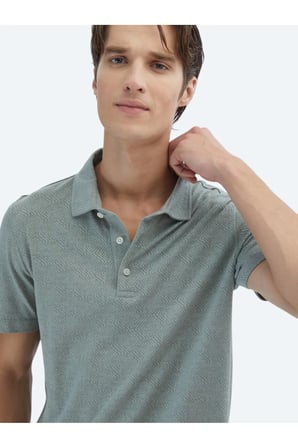 Haki Desenli Polo Yaka Pamuk Karışımlı T-Shirt