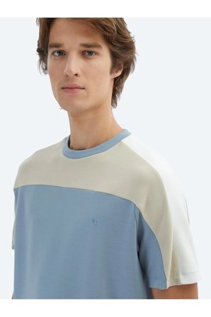 Mavi Düz Bisiklet Yaka T-Shirt