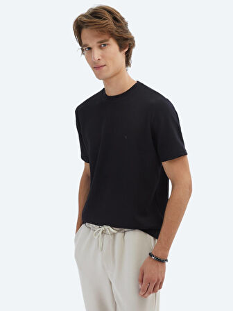 Siyah Düz Bisiklet Yaka T-Shirt