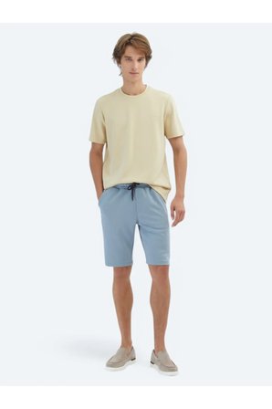 Açık Sarı Düz Bisiklet Yaka T-Shirt