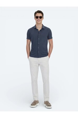 Antrasit Düz Regular Fit Casual Gömlek