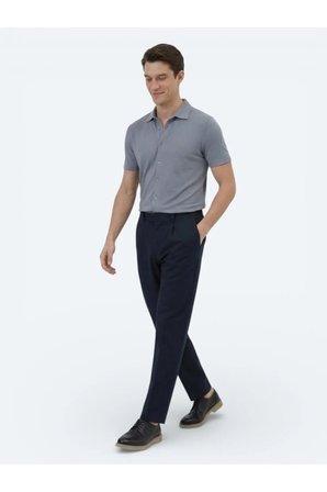 Gri Düz Regular Fit Casual Gömlek