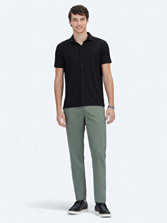 Siyah Düz Regular Fit Casual Gömlek