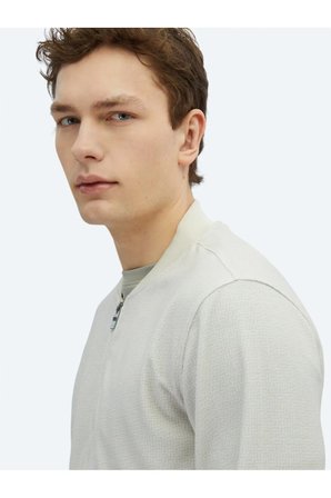Bej Regular Fit Casual Örme Mont