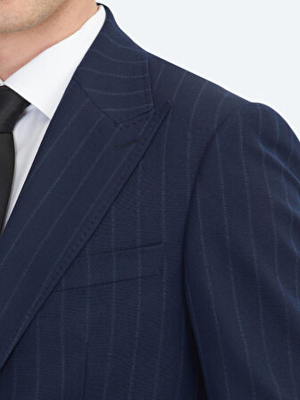 Lacivert Çizgili Modern Fit Yün Karışımlı Takım Elbise