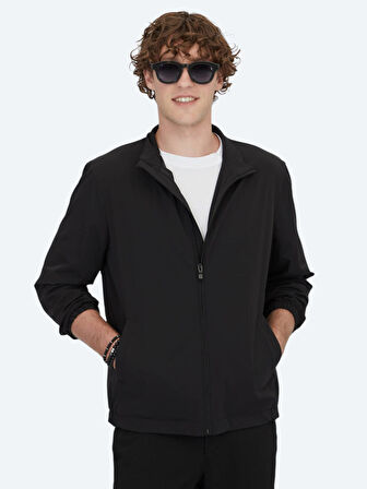 Siyah Regular Fit Dik Yaka Casual Dokuma Mont