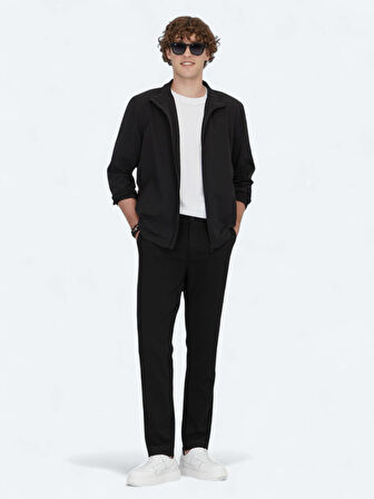 Siyah Regular Fit Dik Yaka Casual Dokuma Mont