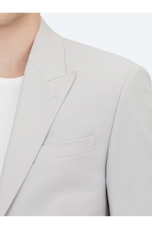 Açık Gri Düz Slim Fit Takım Elbise