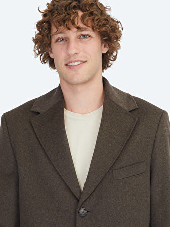 Kahverengi Regular Fit Kelebek Yaka Klasik Dokuma Palto