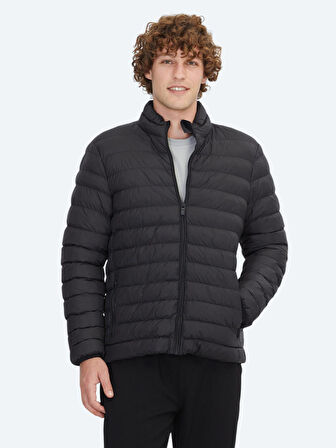 Siyah Regular Fit Dik Yaka Casual Dokuma Mont