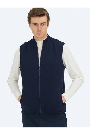 Kırmızı Regular Fit Dik Yaka Casual Örme Çift Taraflı Spor Yelek
