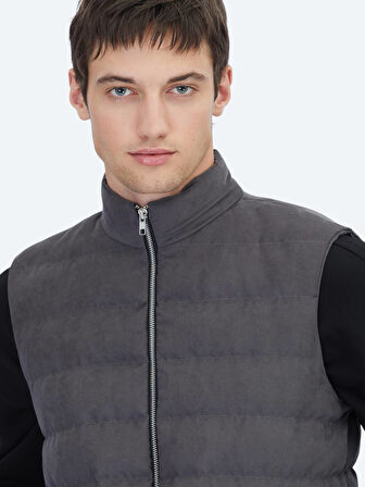 Gri Regular Fit Dik Yaka Casual Dokuma Spor Yelek