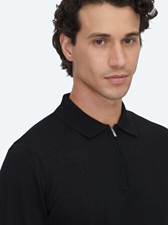 Siyah Polo Yaka Jakarlı Yün Karışımlı Triko Kazak