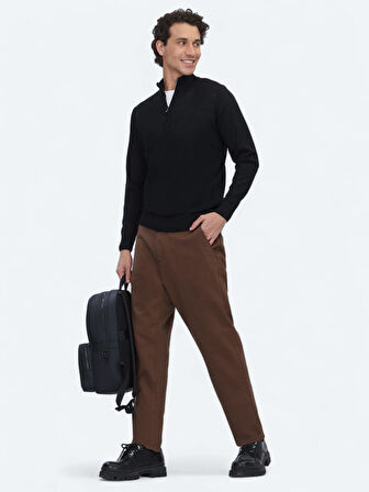 Siyah Bato Yaka Jakarlı Yün Karışımlı Triko Kazak