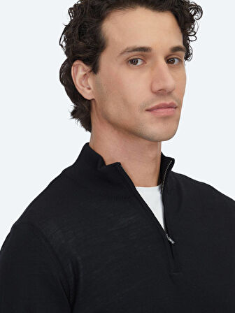 Siyah Bato Yaka Jakarlı Yün Karışımlı Triko Kazak