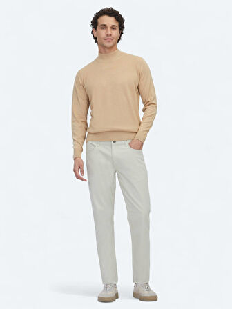 Deve Tüyü Yarım Balıkçı Yaka Jakarlı Yün Karışımlı Triko Kazak