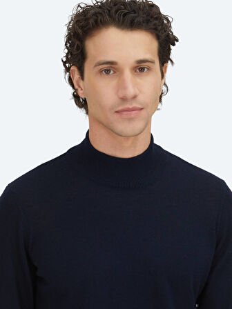 Lacivert Yarım Balıkçı Yaka Jakarlı Yün Karışımlı Triko Kazak