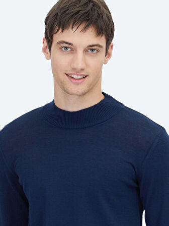 Açık Lacivert Yarım Balıkçı Yaka Jakarlı Yün Karışımlı Triko Kazak