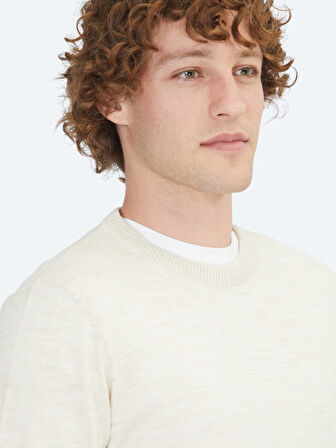 Bej Bisiklet Yaka Jakarlı Yün Karışımlı Triko Kazak