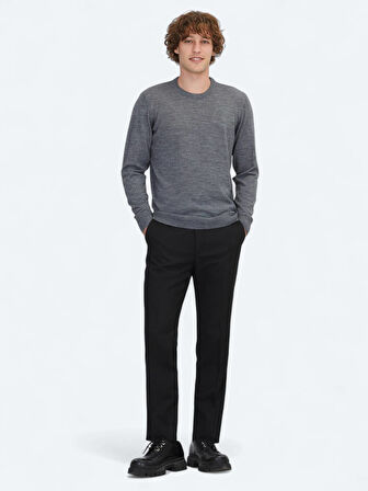 Gri Bisiklet Yaka Jakarlı Yün Karışımlı Triko Kazak