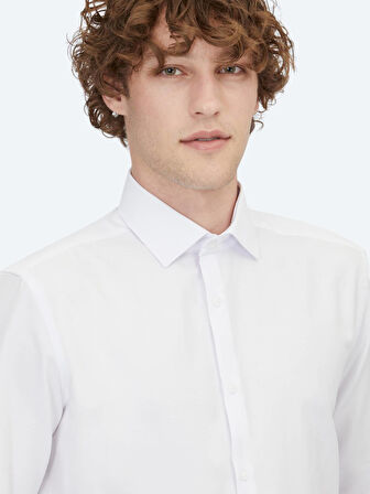 Beyaz Düz Regular Fit Dokuma Klasik Pamuk Karışımlı Gömlek