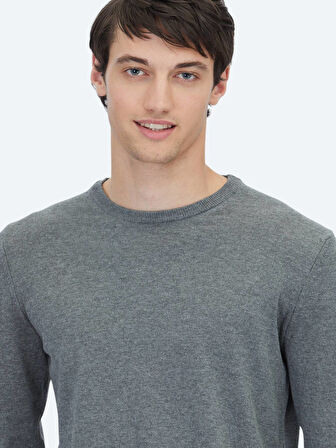 Gri Bisiklet Yaka Pamuk Karışımlı Triko Kazak