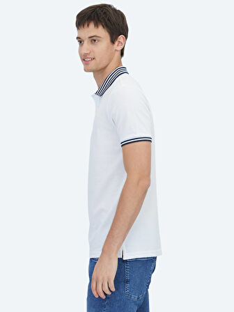 Beyaz Polo Yaka Pamuk Karışımlı T-Shirt