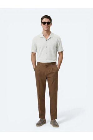 Bej Desenli Regular Fit Casual Keten Karışımlı Gömlek