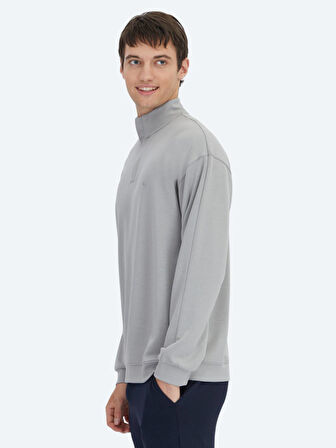 Gri Dik Yaka Sweatshırt
