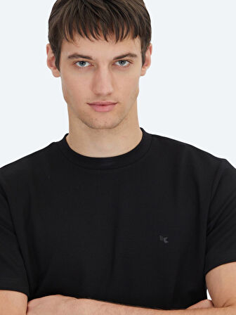 Siyah Düz Bisiklet Yaka T-Shirt