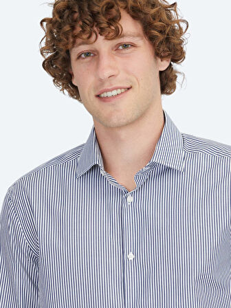 Beyaz Regular Fit Dokuma Klasik %100 Pamuk Gömlek