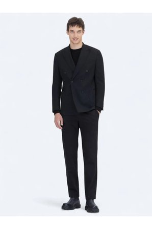 Siyah Çizgili Comfort Fit Ceket