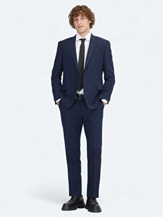 Lacivert Çizgili Regular Fit Yün Karışımlı Takım Elbise