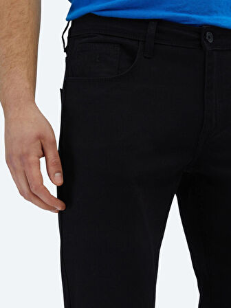 Siyah Düz Dokuma Slim Fit Casual Pamuk Karışımlı Pantolon