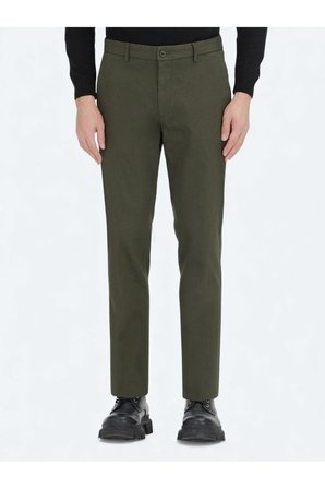 Açık Yeşil Düz Dokuma Regular Fit Casual Pamuk Karışımlı Pantolon